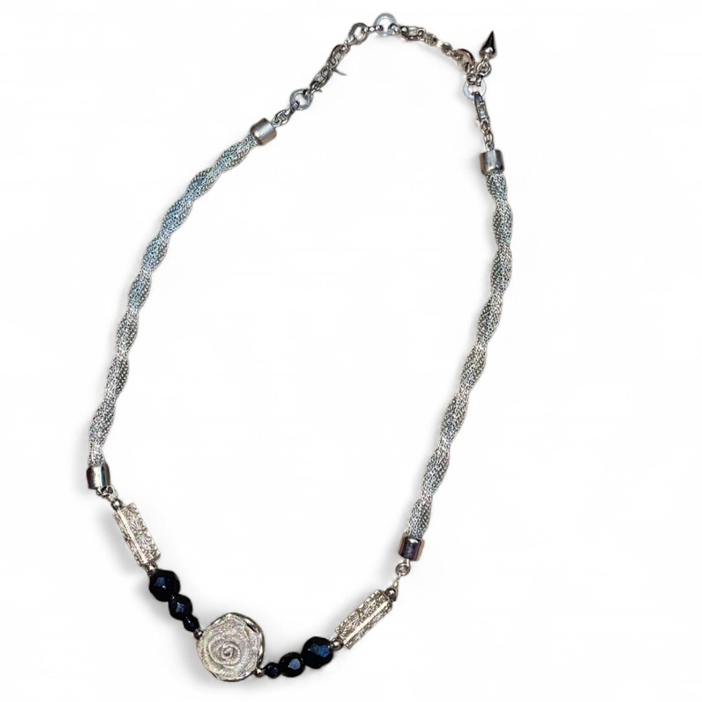 WIRE MESH ROSE NECKLACE